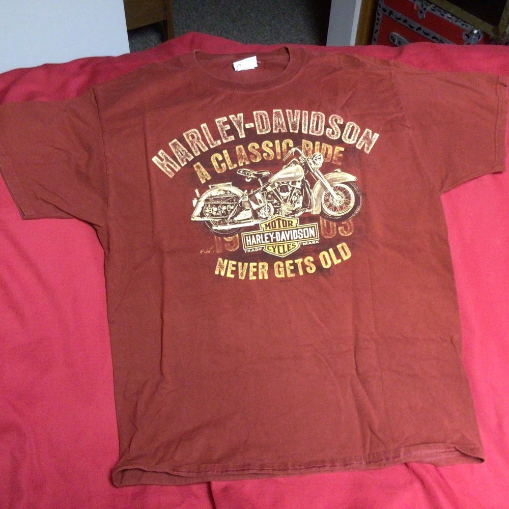 - Vintage HARLEY DAVIDSON Wyoming tshirt